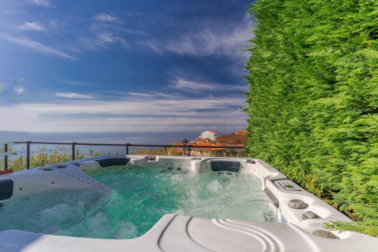 Cozy Villa Flora By Hr Madeira Estreito Da Calheta المظهر الخارجي الصورة